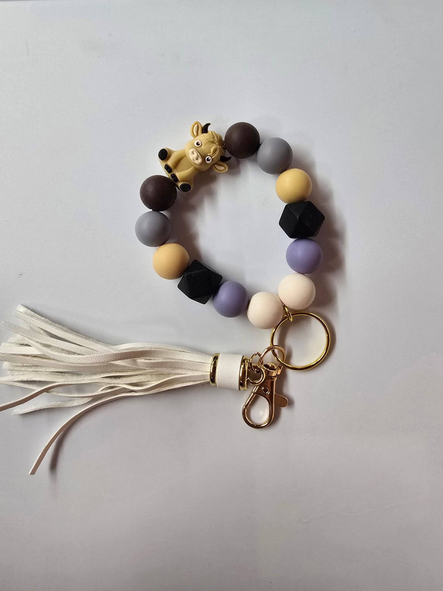 Silicone beaded bracelet keychains