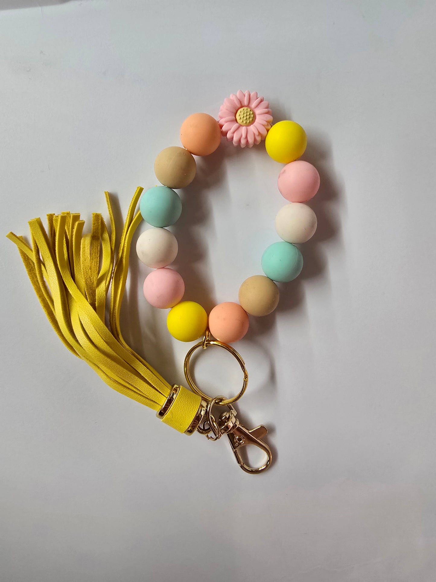 Silicone beaded bracelet keychains