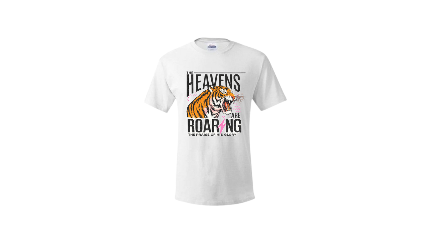 The Heavens Are Roaring – Faith Lion Graphic T-Shirt